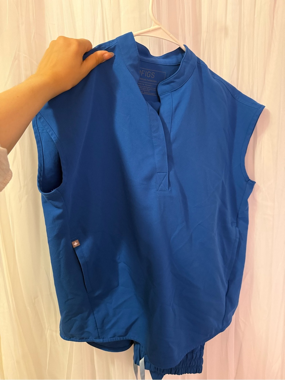 Figs Sleeveless Scrub Top in Blue
